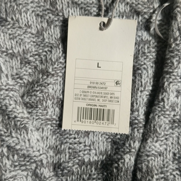 Long Sleeve Sweater with Pockets - Picture 4 of 4